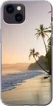 Geschikt voor iPhone 13 mini hoesje - Strand - Zee - Palmboom - Siliconen Telefoonhoesje
