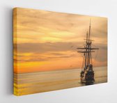 Onlinecanvas - Schilderij - Zonsondergang Schip Boot Zee Art Horizontaal Horizontal - Multicolor - 115 X 75 Cm