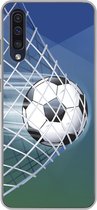 Geschikt voor Samsung Galaxy A30s hoesje - Een illustratie van een voetbal in het net -Jongens - Meisjes - Kinderen - Siliconen Telefoonhoesje