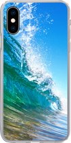 Geschikt voor iPhone X hoesje - Een close-up van een golf die breekt voor de kust van Hawaii - Siliconen Telefoonhoesje