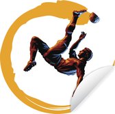 WallCircle - Muurstickers - Behangcirkel - Een illustratie van een voetballer die een omhaal maakt - Jongens - Meisjes - Kinderen - 80x80 cm - Muurcirkel - Zelfklevend - Ronde Behangsticker