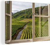 Canvas Schilderij Uitzicht door een raam op een wijngaard - 40x30 cm - Wanddecoratie