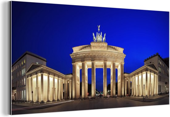 Wanddecoratie Metaal - Aluminium Schilderij - De beroemde Brandenburger Tor in de Duitse hoofdstad Berlijn in het blauwe uur - 80x40 cm