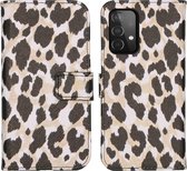 iMoshion Hoesje Geschikt voor Samsung Galaxy A72 Hoesje Met Pasjeshouder - iMoshion Design Softcase Bookcase - Goud / Zwart / Golden Leopard