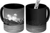 Magische Mok - Foto op Warmte Mok - Bora Bora - Panorama - Zwart - Wit - 350 ML