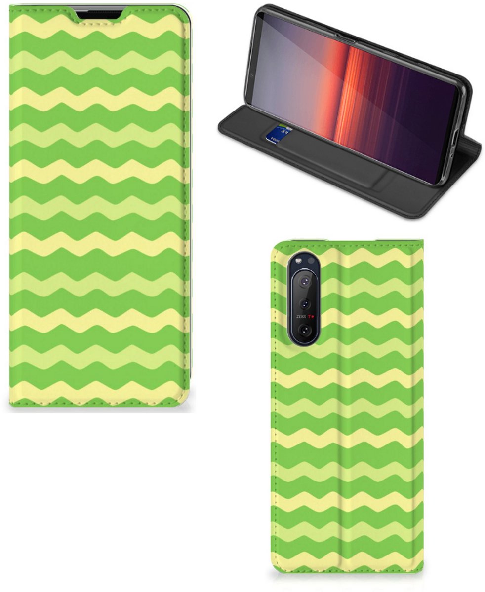 Sony Xperia 5 II Hoesje met Magneet Waves Green
