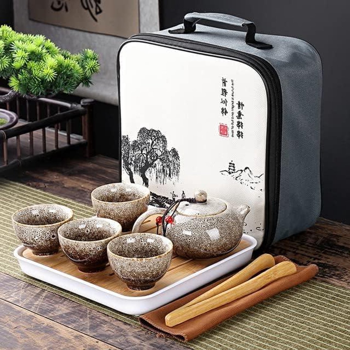 Theeset Met Tas - Draagbare Theepot - Thee Zetten - Traditioneel Ambacht - 4 Kopjes - Wit