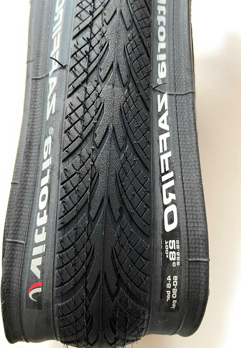 Fietsbanden Vouwbaar - Racebanden Clincher - Weggebruik Nat - Krachtige Grip - 700 x 28 cm - Zwart