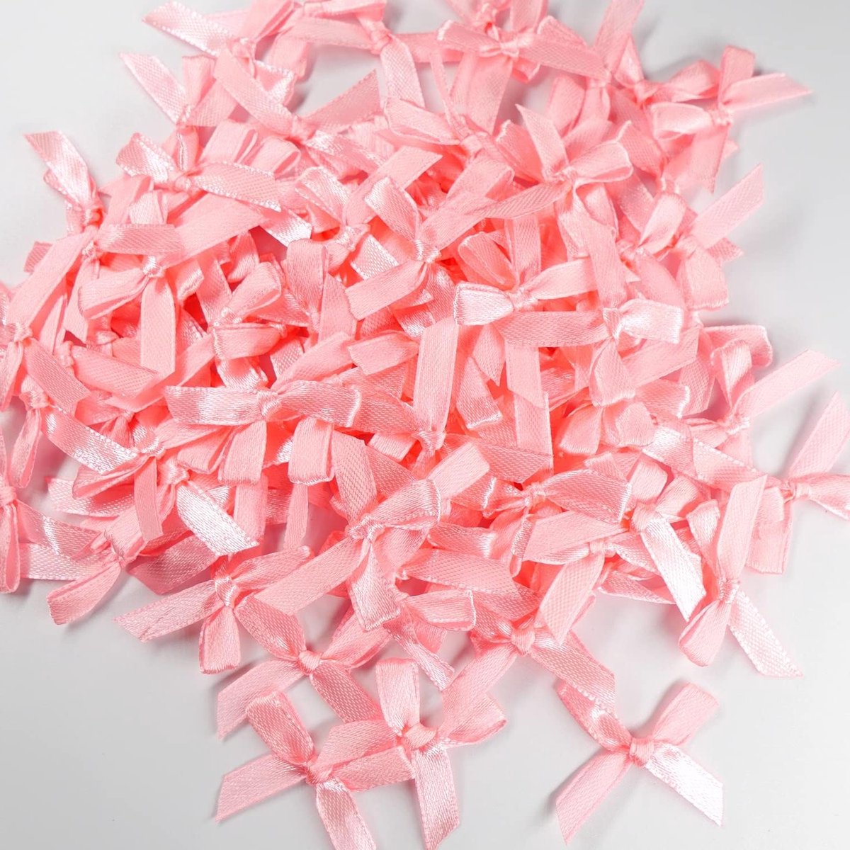 Decoratieve Satijnen Ribbons voor Feestelijke Gelegenheden - 100 Stuks voor Bruiloft, Verjaardag en Kerstdecoratie, DIY en Cadeauverpakking