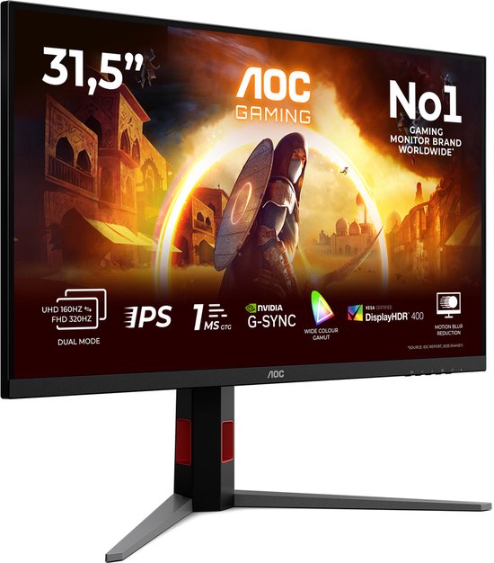 31,5" AOC gaming monitor met op de voorgrond een strijder met schild en zwaard, op de achtergrond een woestijnlandschap.