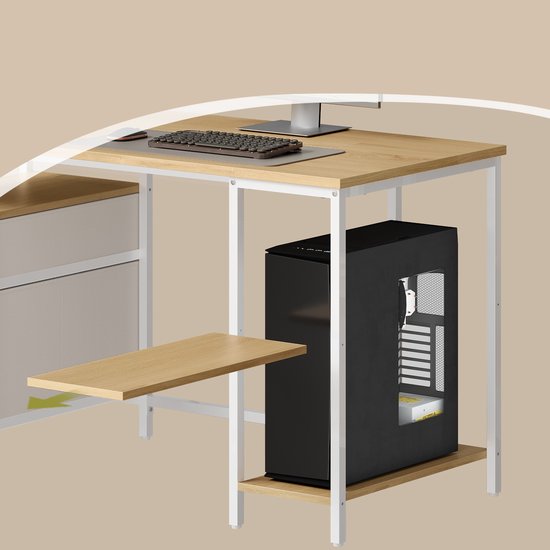 Détail d'un bureau avec plateau en bois, cadre en métal blanc, commode et une unité centrale noire avec étagère.