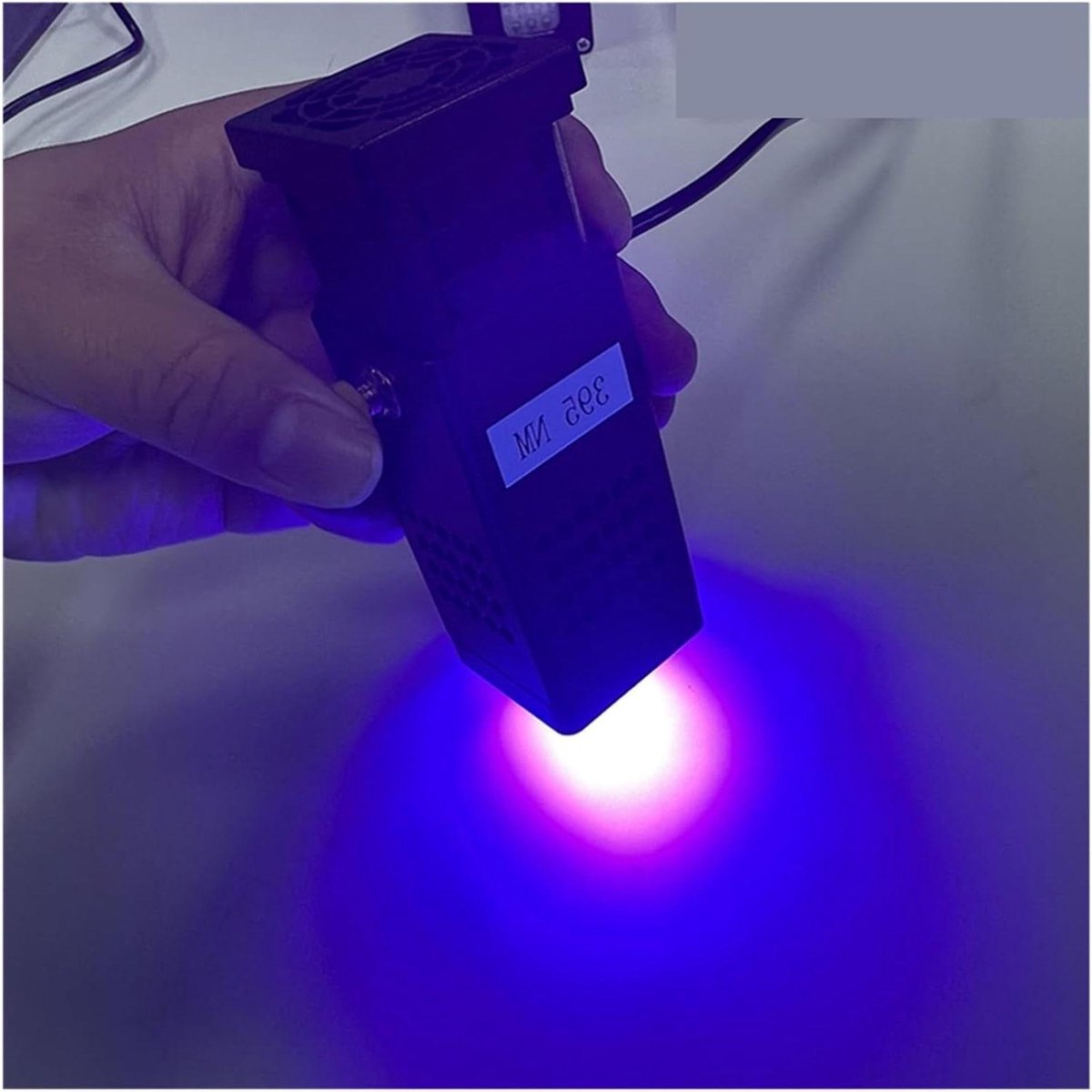UV LED Lamp - Uithardingslamp Hars - Schaduwloze Reparatie - 58 Watt Vermogen - 42x42x123 MM - Zwart