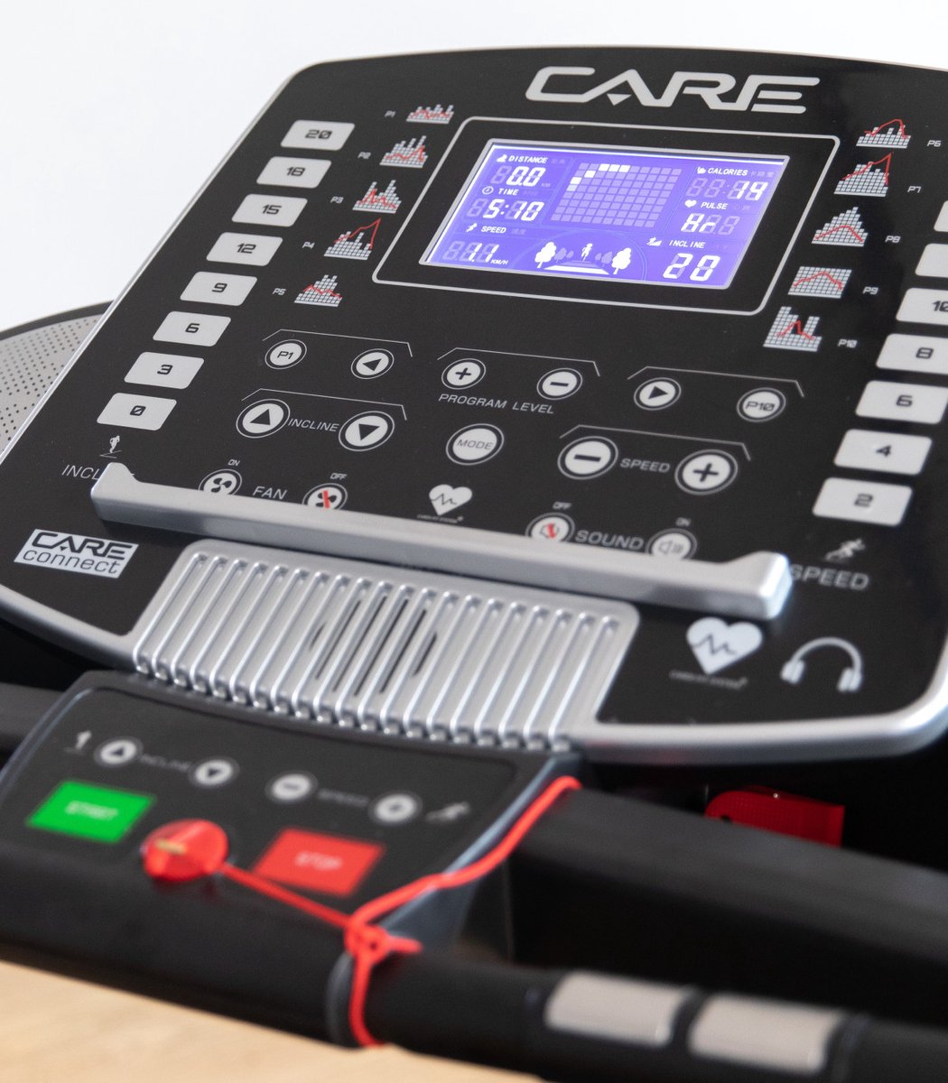 CARE FAST RUNNER - Connected en opvouwbare loopband - 50 programma’s - Gemotoriseerde helling tot max. 10% - Intensief thuisgebruik thumbnail 4