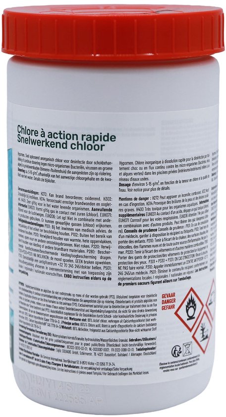 Witte plastic pot met rode dop, label met tekst in het Nederlands en afbeeldingen van gevarendriehoeken en dode zeepaardjes.