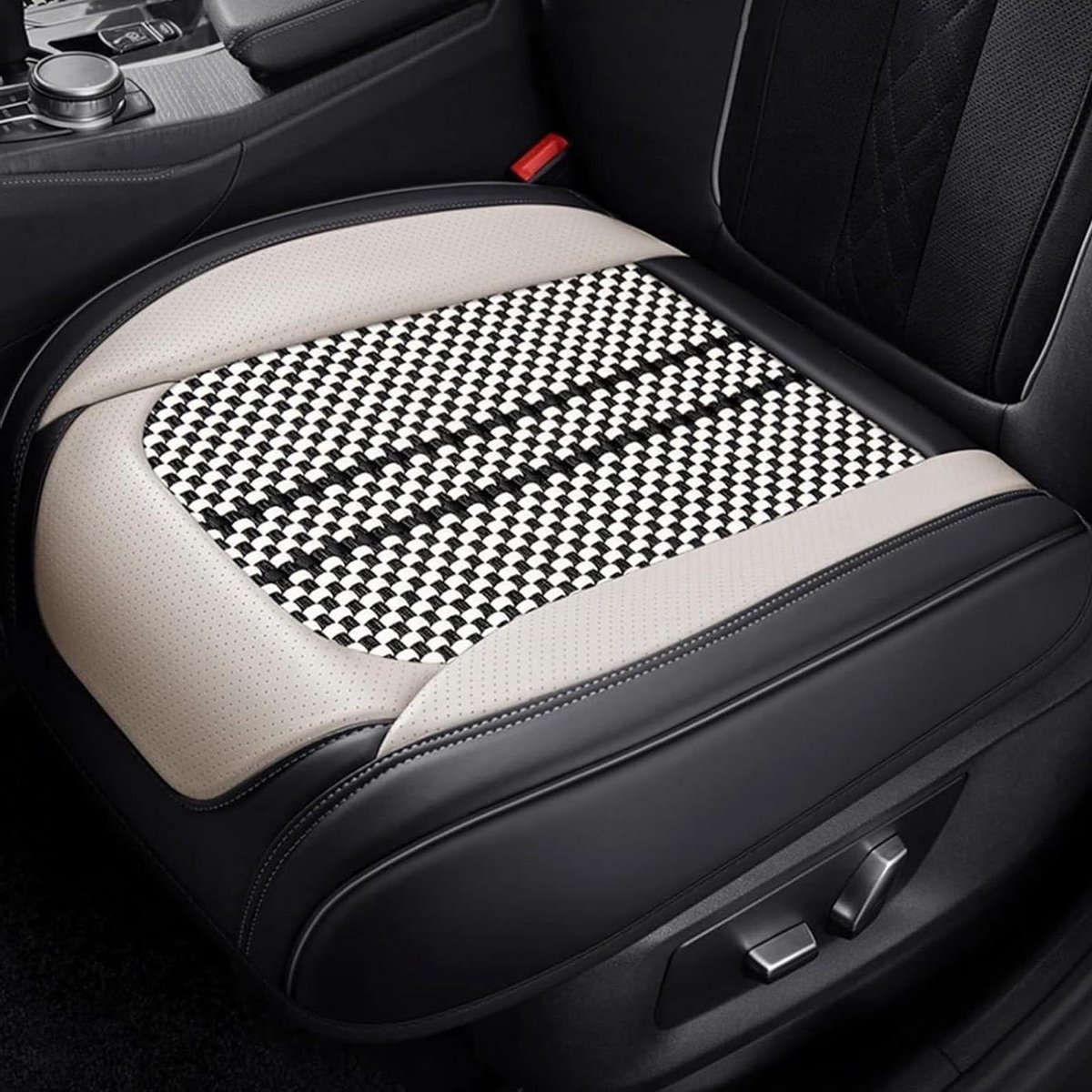 Autostoelkussen - Zitverhoger Auto - Comfortabel Rijden - Perfecte Pasvorm - Standaard Maat - Zwart Wit