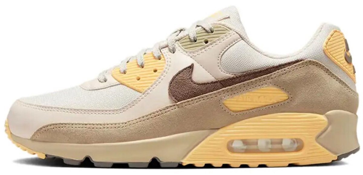 Nike Air Max 90 ‘Light Bone & Cave Stone’ . Beige