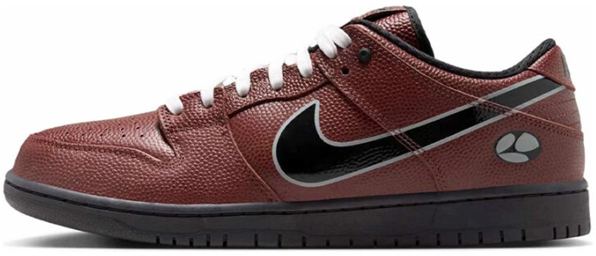 Nike SB Dunk Low Limosine Skateboards Zwart