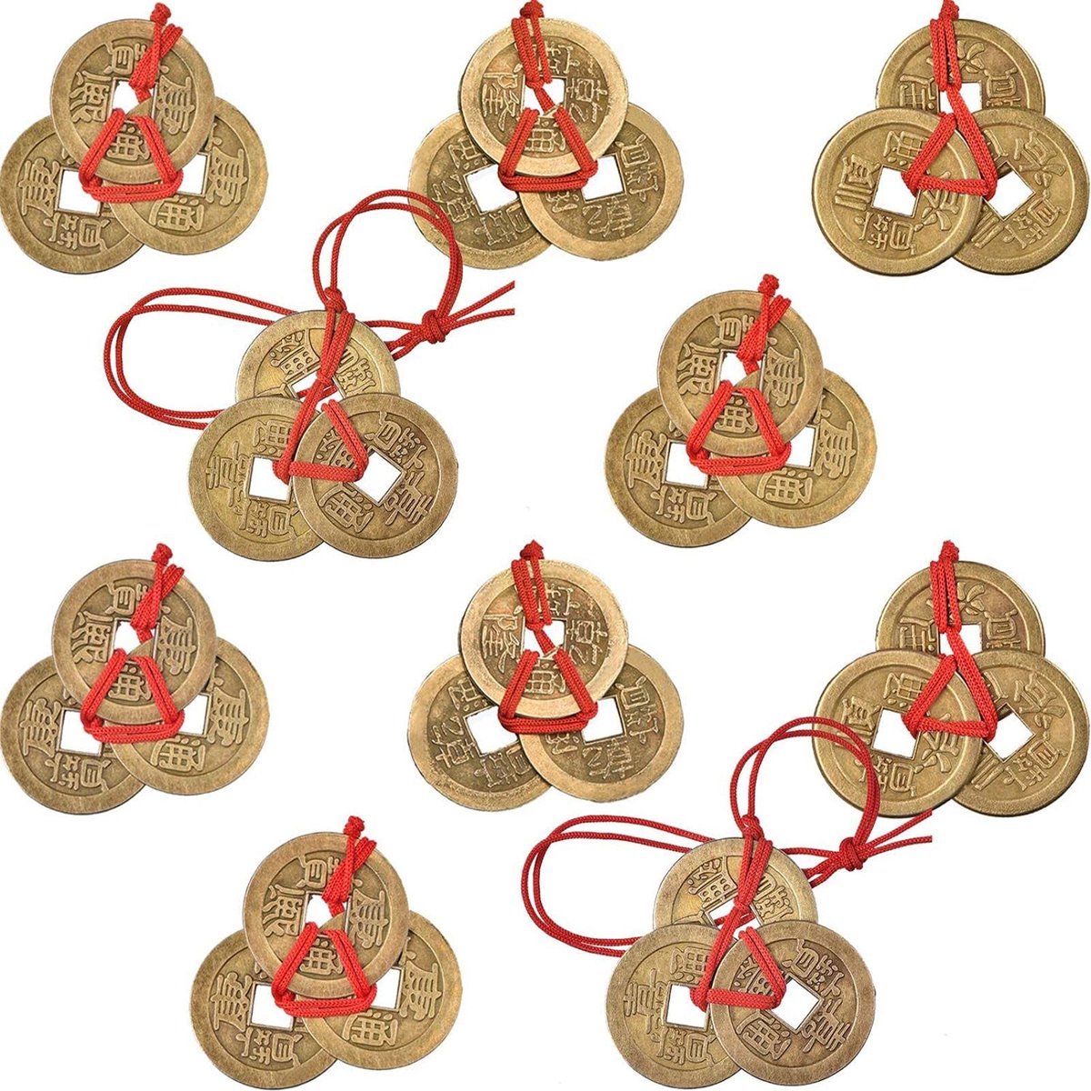 Dailygoods- Geluksmunten Duurzaam - Traditionele Geluksbrenger - 5 Stijlen - Rood Koord - Metaallegering - Afmeting 2,4 cm - Geluksmunt