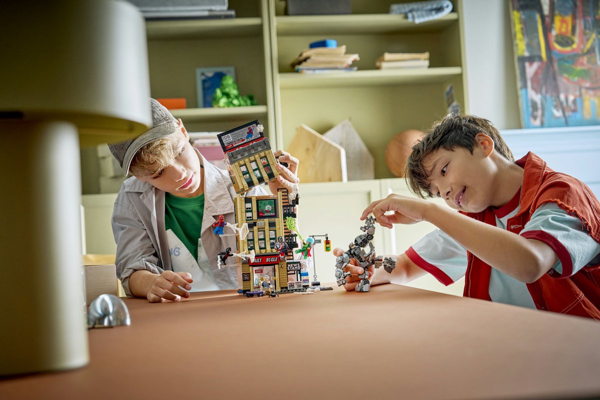 LEGO Marvel Spider-Man vs. Mysterio: de Daily Bugle Bouwpakket - 76342 – foto 3