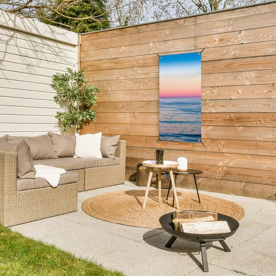 Tuinposter 40x80 cm - Tuindecoratie Regenboog - Zee - Kust - Poster voor in de tuin - Buiten decoratie - Schutting tuinschilderij - Tuindoek muurdecoratie - Wanddecoratie balkondoek