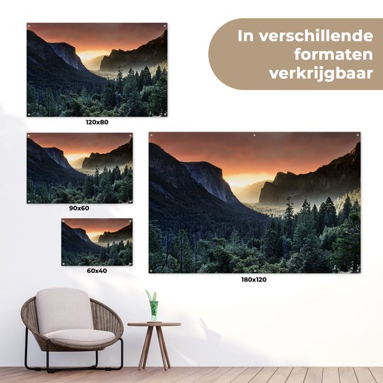 Lever de soleil brumeux dans le parc national de Yosemite aux USA Affiche de jardin 180x120 cm - Toile de jardin / Toile d'extérieur / Peintures d'extérieur (décoration de jardin) XXL / Groot format!
