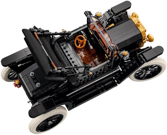 LEGO Icons Ford Model T van bovenaf, zwart met gouden details.