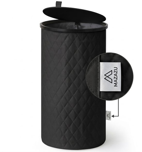 Zwarte, ronde wasmand met ruitpatroon en MAZAZU logo. Deksel open.