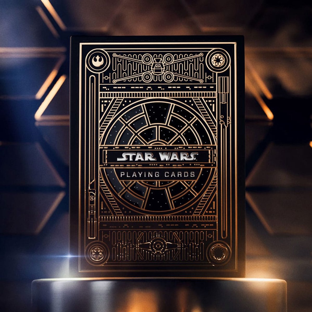 Star Wars Luxe Speelkaarten | Limited Gold Edition Premium playing cards | 100% Plastic & Waterdicht Kaarten | Spelkaarten Pokerkaarten | Playing Cards voor Poker of Drankspel Volwassenen