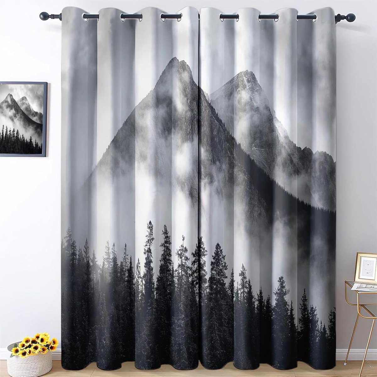 Verduisterende Kindergordijnen - Raambekleding Kamer - Donkere Slaapkamer - Drievoudige Weeftechnologie - 132 x 244 cm - Mistig Bos