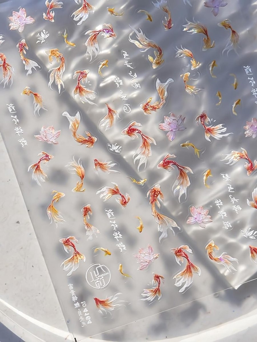 5D Gouden Koi Vis Nagelstickers voor Natuurlijke Nagels, Acryl en Gel, Makkelijk Toepasbaar voor DIY Manicure en Salonkwaliteit