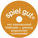 Oranje cirkel met witte tekst "spiel gut® vom arbeitsausschuss kinderspiel + spielzeug ausgezeichnet recommended".