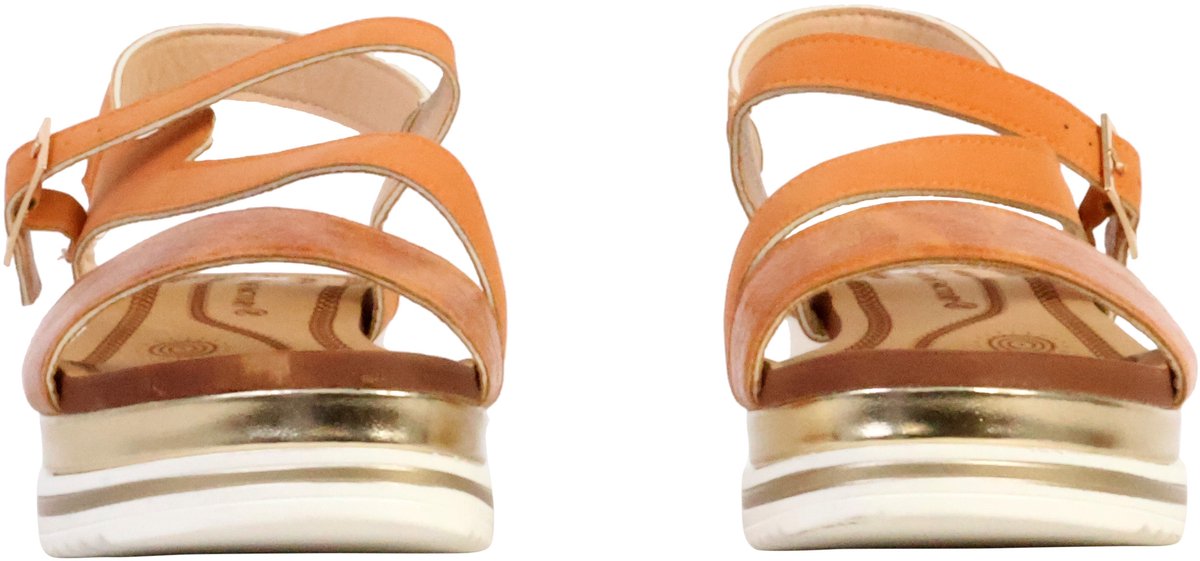 Sandalen met sleehak en riempje