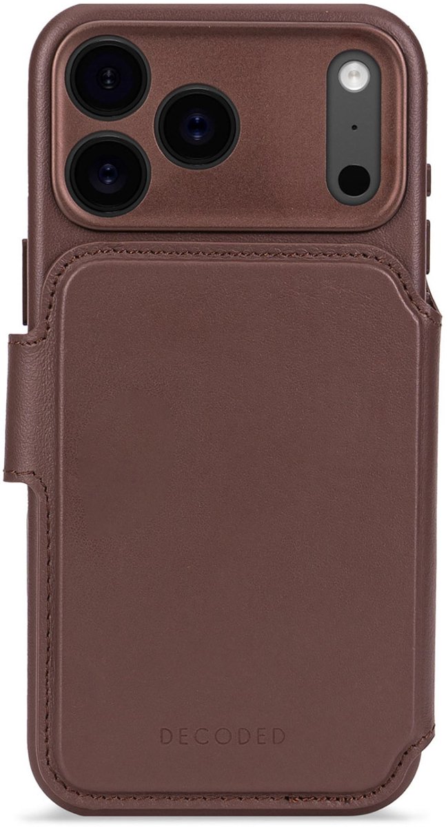 DECODED 2-in-1 Leren Detachable Wallet Hoesje Geschikt voor iPhone 17 Pro - Magnetisch Afneembaar - met Pasjeshouder - Premium ECCO Leer - Geschikt voor MagSafe - Bruin