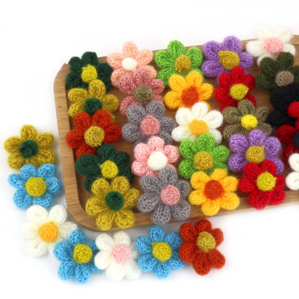 Set van 50 Gehaakte Bloemen Patches - Decoratieve Naaiapplicaties - Diverse Kleuren