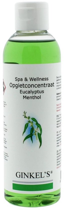 Fles met groen saunaconcentraat, met etiket 'Spa & Wellness Opgetconcentraat Eucalyptus Menthol'.