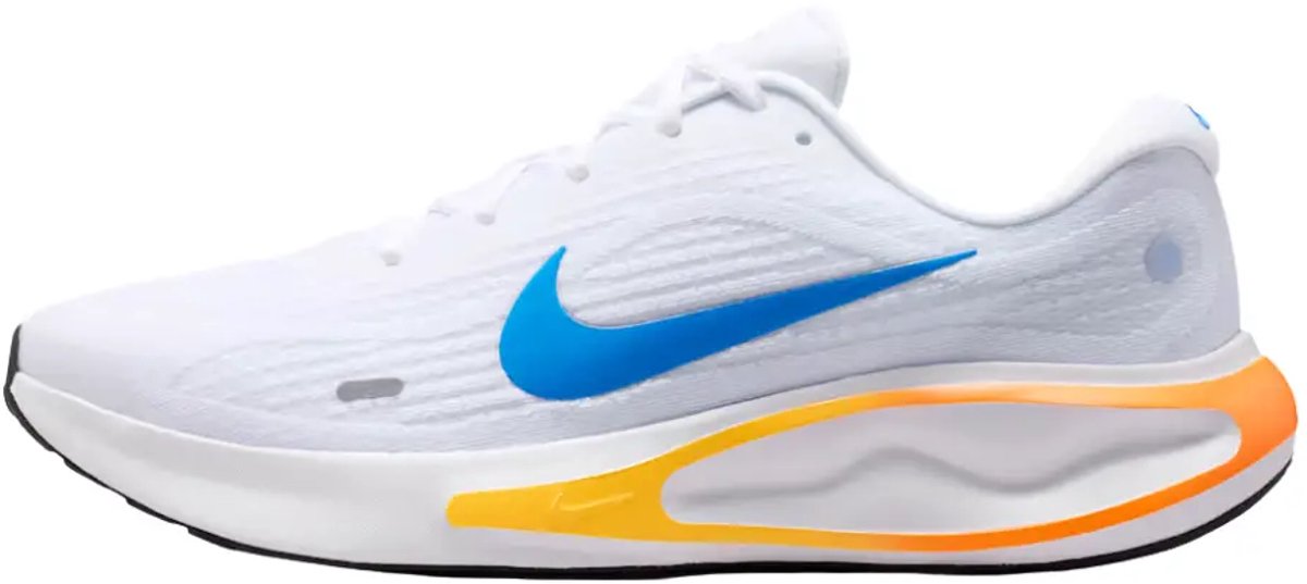 Nike journey run in de kleur . Wit