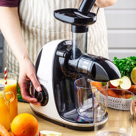 Klausberg Slow Juicer KB-7864 - 150W - Cold Press - Stille Juicer - Groenten en Fruitpers - Met Pulpreservoir - Juice Maker - Wit van Klausberg — afbeelding 5