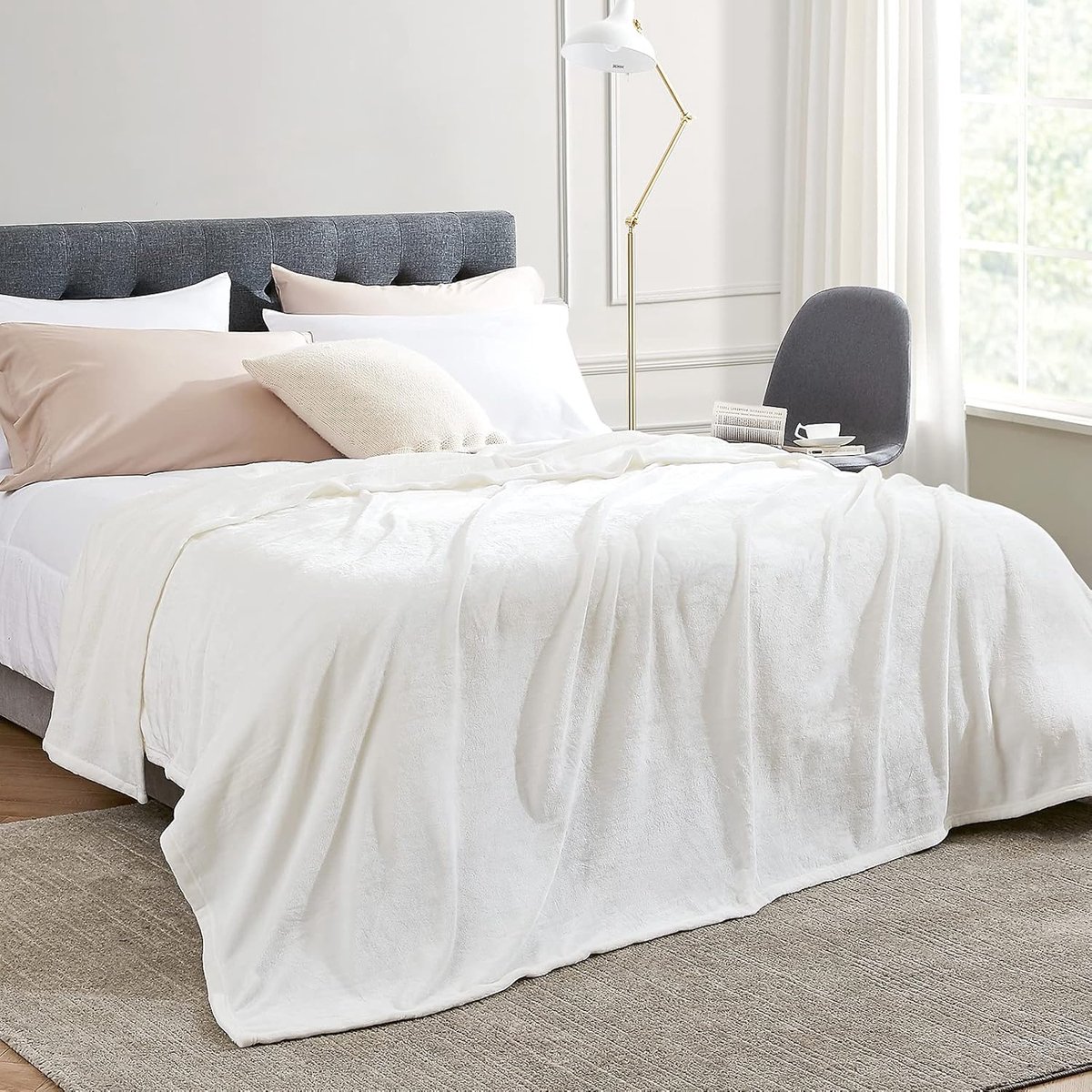 Ibenzoa Zachte en Warme Fleece Deken - Perfect voor Bank of Bed - Extra Zacht en Comfortabel wit