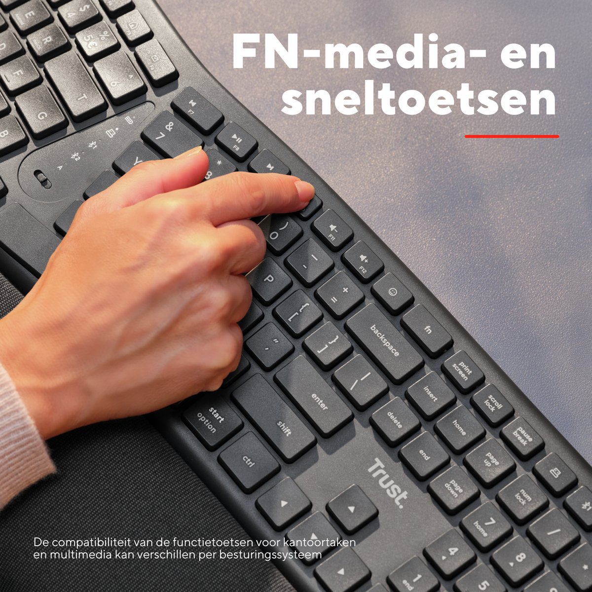Trust Keyra - Ergonomisch Draadloos Toetsenbord - Split Lay-out - Stille Toetsen - Full-size Numpad - Qwerty US - Zwart thumbnail 3