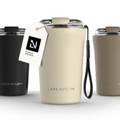 LARS NYSØM Rørelse Thermo Coffee Mug-to-go 380ml - BPA-vrij met Isolatie - Met Draagriem & Tritan Deksel (Almond Beige)