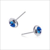 Aramat jewels ® - oorbellen-zirkonia- zweerknopjes-donker blauw- chirurgisch staal- 4mm-zilverkleurig