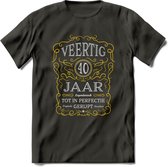 40 Jaar Legendarisch Gerijpt T-Shirt | Geel - Grijs | Grappig Verjaardag en Feest Cadeau Shirt | Dames - Heren - Unisex | Tshirt Kleding Kado | - Donker Grijs - XXL