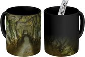 Magische Mok - Foto op Warmte Mok - Tunnel in quarry - 350 ML - Uitdeelcadeautjes