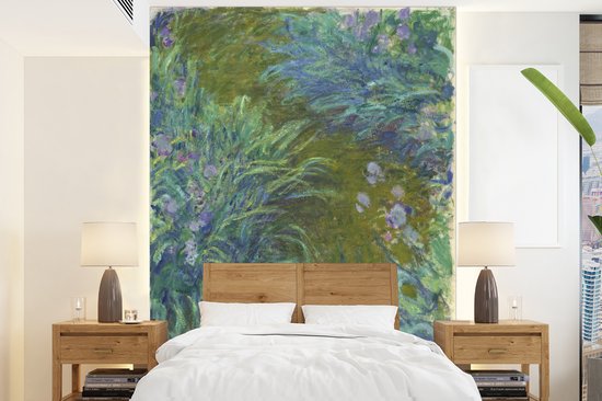 Papier peint - Papier peint Le chemin à travers les iris - Papier peint photo de Claude Monet - Largeur 205 cm x Hauteur 280 cm