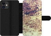 Bookcase Geschikt voor iPhone 12 Pro Max telefoonhoesje - Vintage - Roest print - Platen - Met vakjes - Wallet case met magneetsluiting