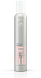 Wella EIMI Natural Volume mousse, 300ml, in zilveren spuitbus met roze logo.