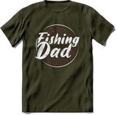 Fishing Dad - Vissen T-Shirt | Roze | Grappig Verjaardag Vis Hobby Cadeau Shirt | Dames - Heren - Unisex | Tshirt Hengelsport Kleding Kado - Leger Groen - L