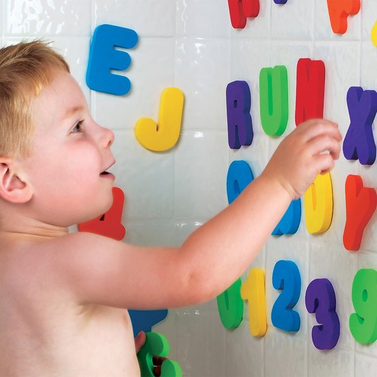 Munchkin Badletters & Nummers 36 Letters en Getallen voor in Bad! - Bad Foam Speelgoed - Badspeelgoed voor Jongens en Meisjes - Leerrijk voor Kinderen! - Vanaf 24 Maanden