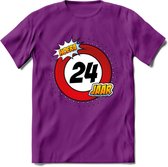 24 Jaar Hoera Verkeersbord T-Shirt | Grappig Verjaardag Cadeau | Dames - Heren | - Paars - XL