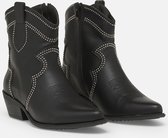 LOLALIZA Cowboy enkellaarzen met mini studs - Zwart - Maat C38